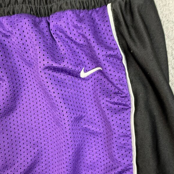 NIKE Toronto Raptors Vtg Basketball Shorts Extra Large Purple Black Reversible - Picture 9 of 11